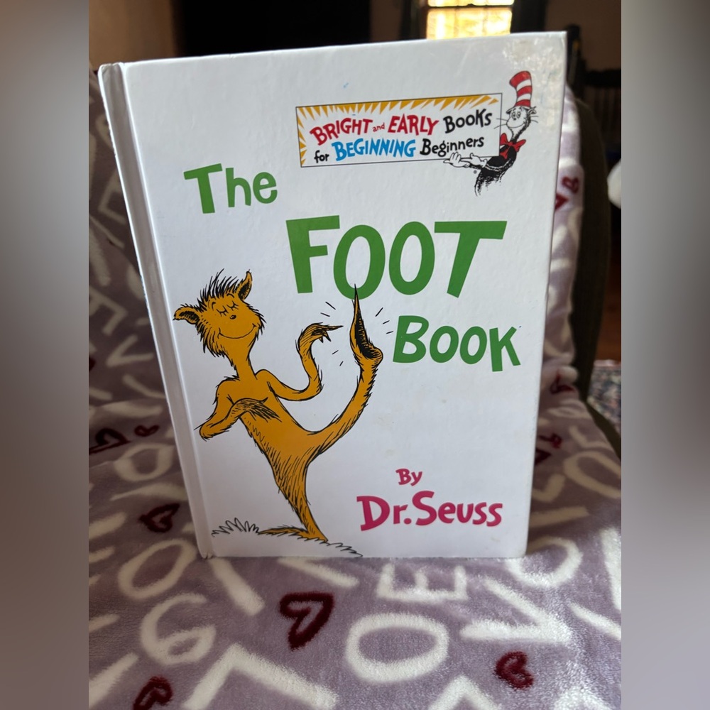 Dr.Seuss THE FOOT BOOK